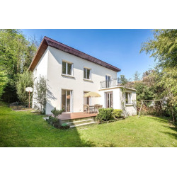 Maison / Villa • Jonchere-Malmaison-Saint Cucufa, Rueil-Malmaison